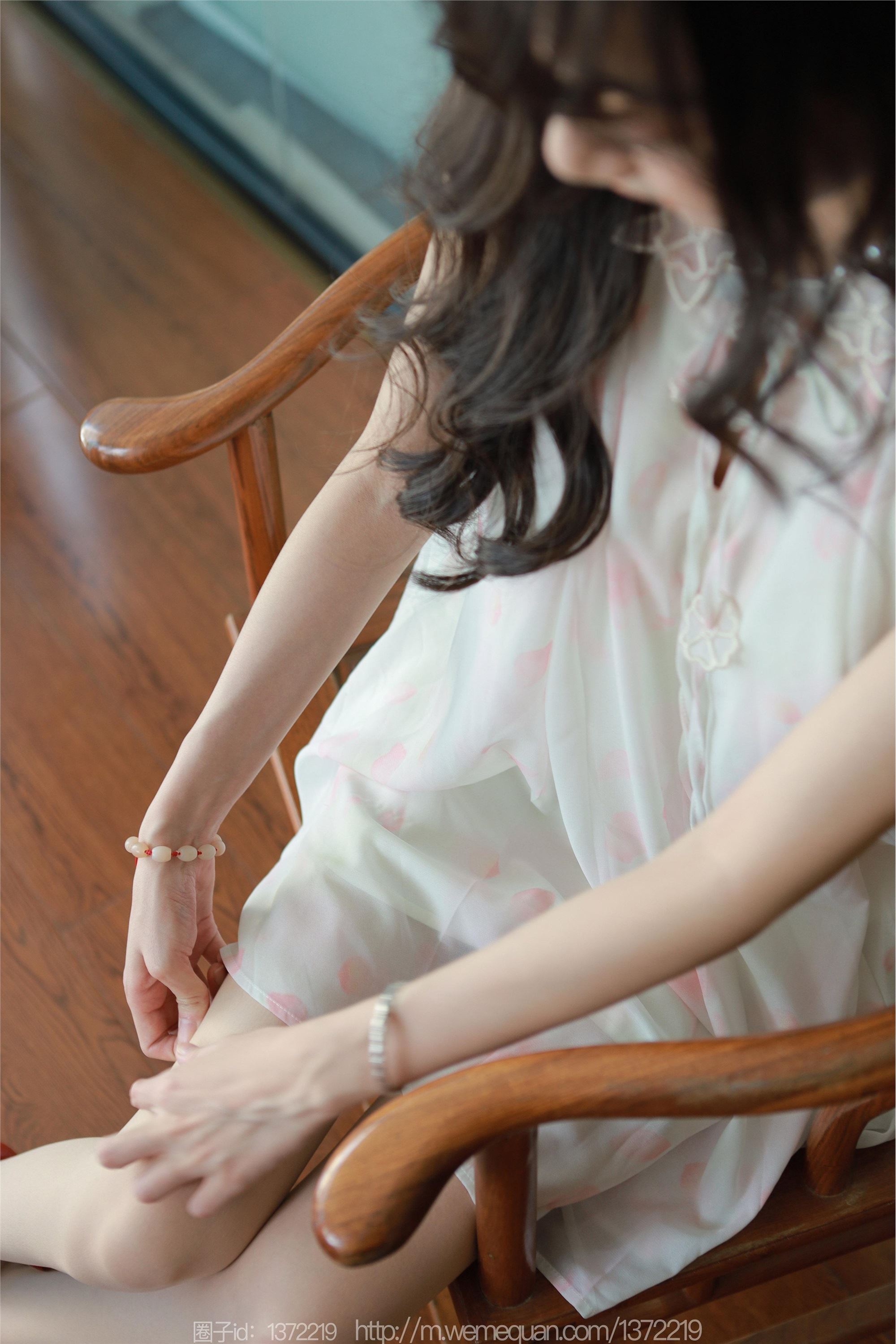 IESS异思趣向  2023.05.04 丝享家 1441 团团《红鞋肉丝》